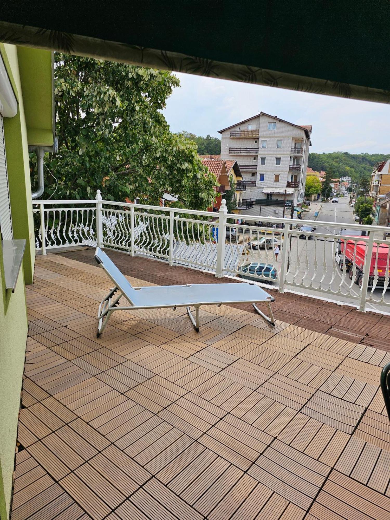 Apartmani Royal Residence โกลูบาค ภายนอก รูปภาพ